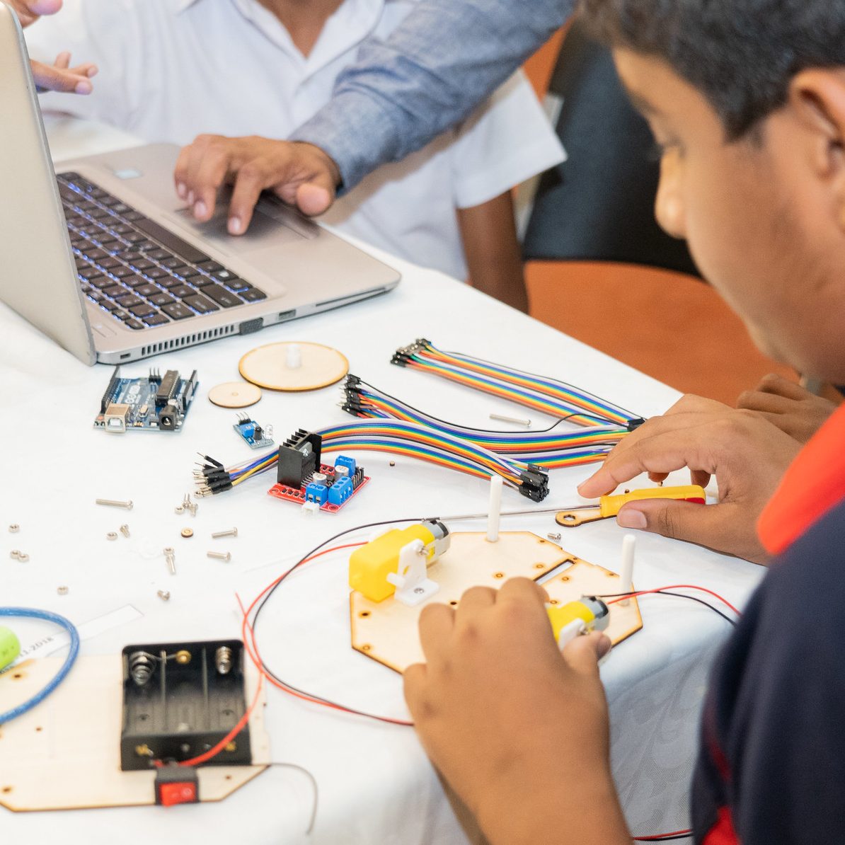 Robotics & AI Course : 3 Months Course ( Online )